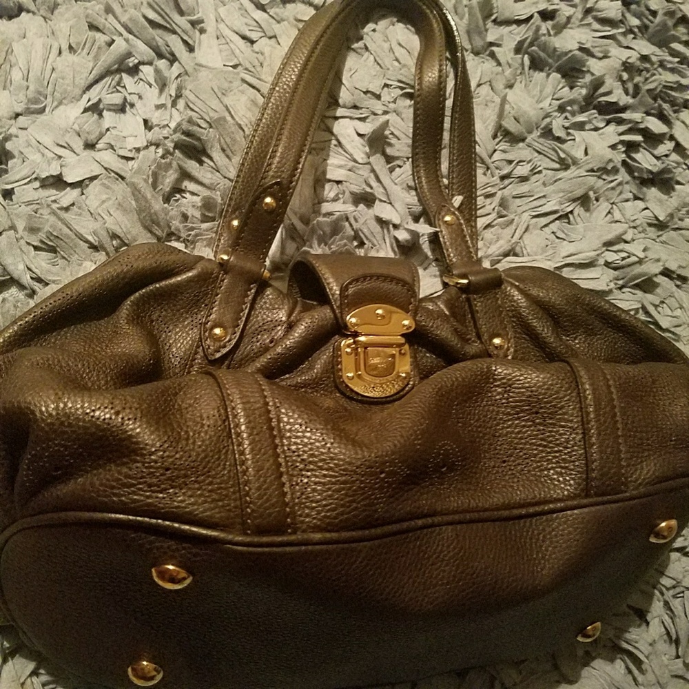 Louis Vitton Mahina Lunar(Authentic)